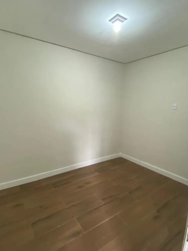 Casa, 4 quartos, 148 m² - Foto 2