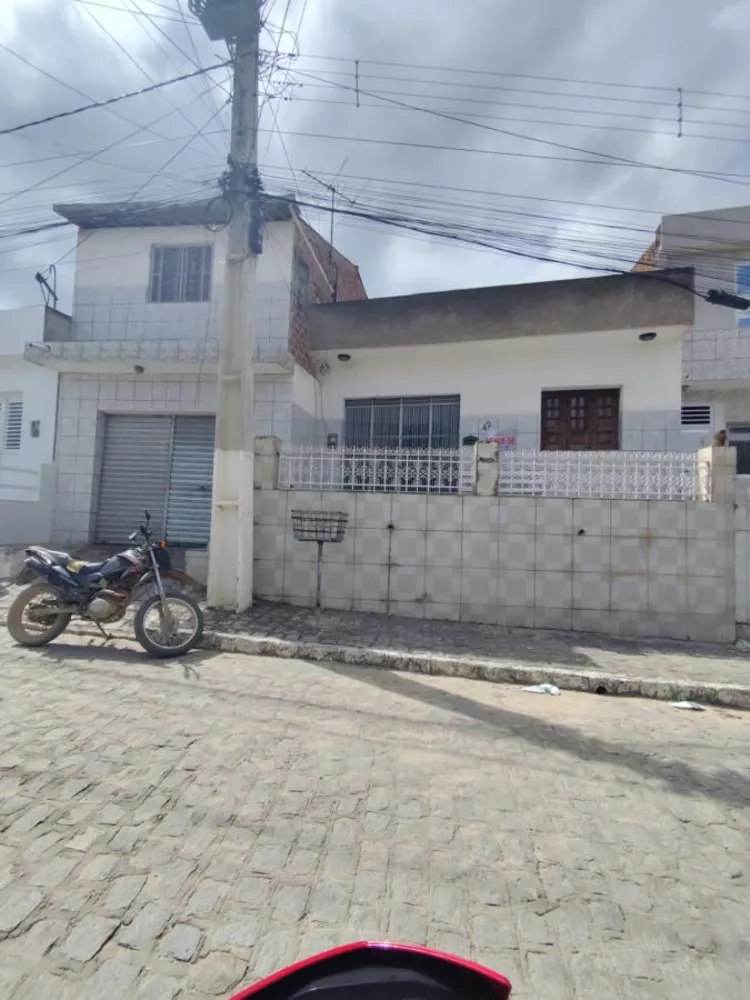 Casa, 5 quartos, 190 m² - Foto 1
