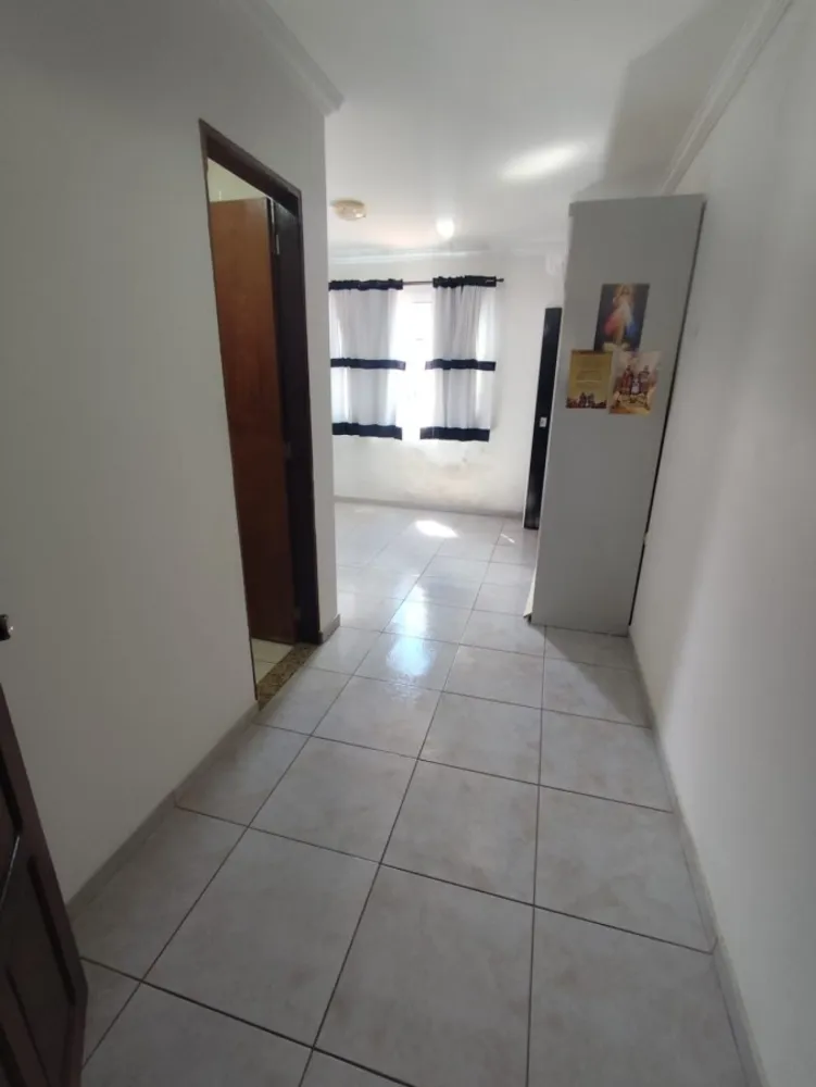 Casa, 5 quartos, 210 m² - Foto 2