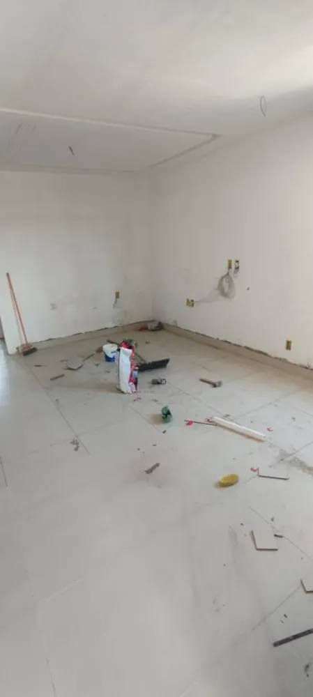 Prédio Inteiro - Foto 1