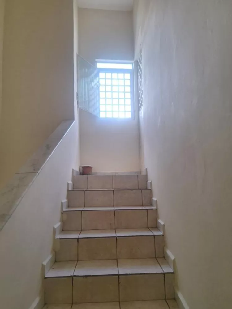 Apartamento para alugar com 1 quarto, 75m² - Foto 3