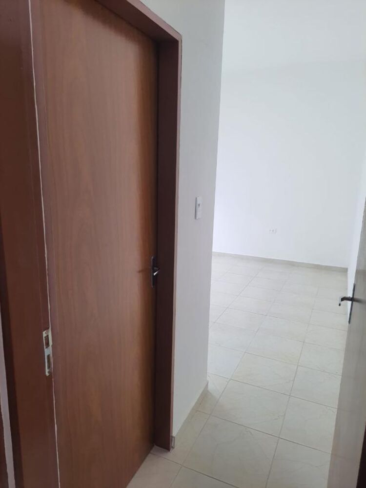 Casa à venda com 1 quarto, 160m² - Foto 2