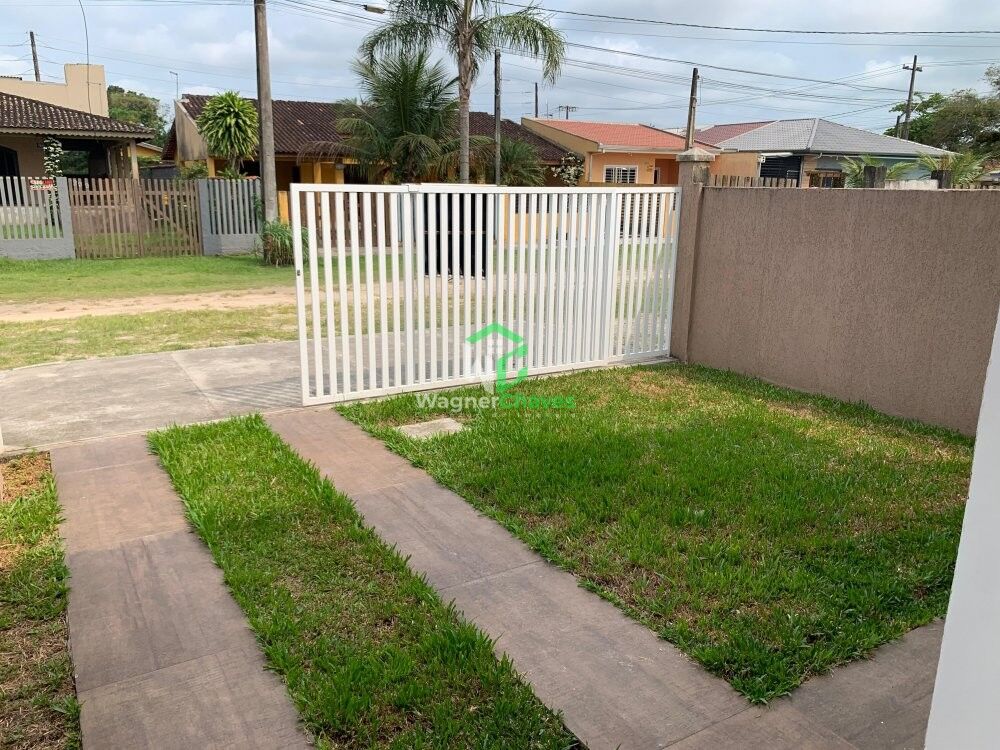 Casa à venda com 3 quartos, 70m² - Foto 2
