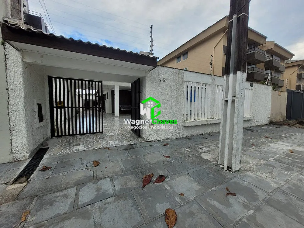 Casa, 5 quartos, 280 m² - Foto 2