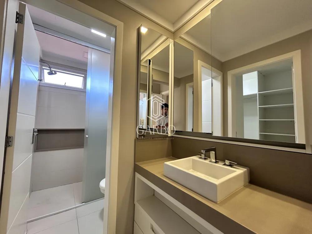 Casa, 3 quartos, 240 m² - Foto 2