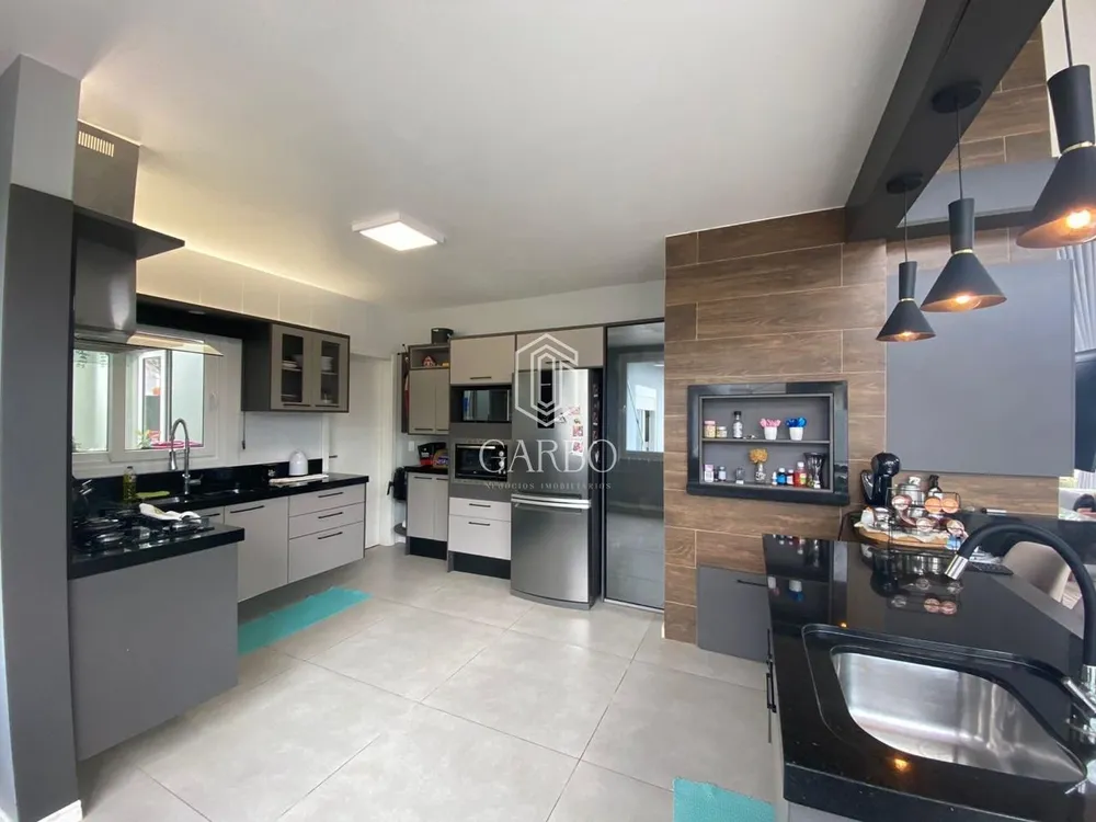 Casa, 3 quartos, 182 m² - Foto 7