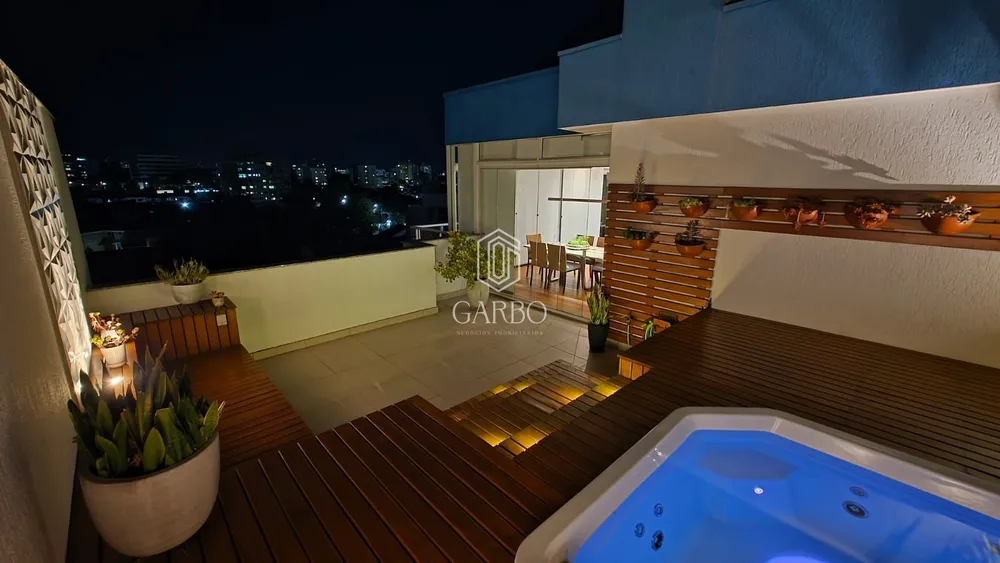 Cobertura, 3 quartos, 293 m² - Foto 1