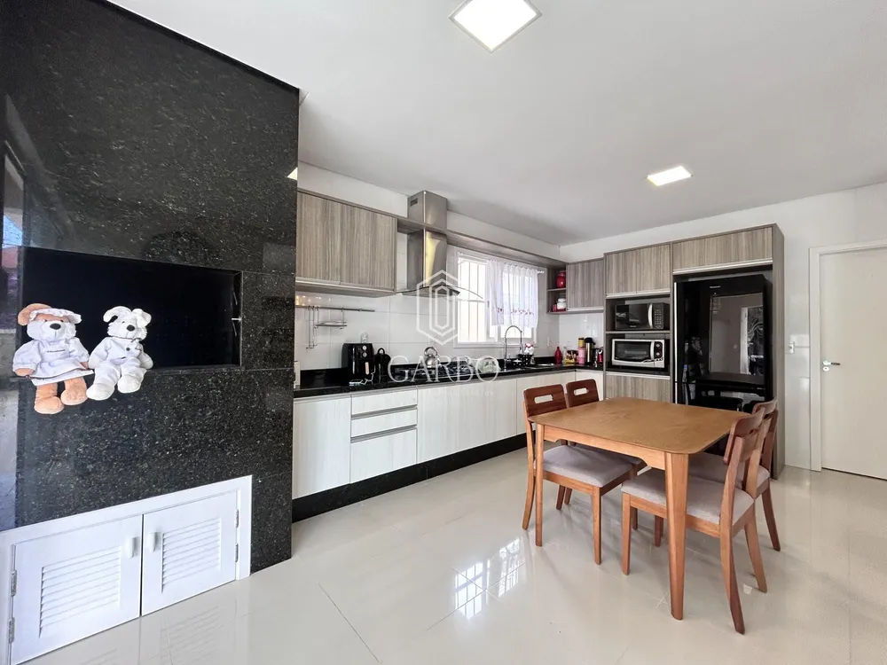 Casa, 3 quartos, 283 m² - Foto 4