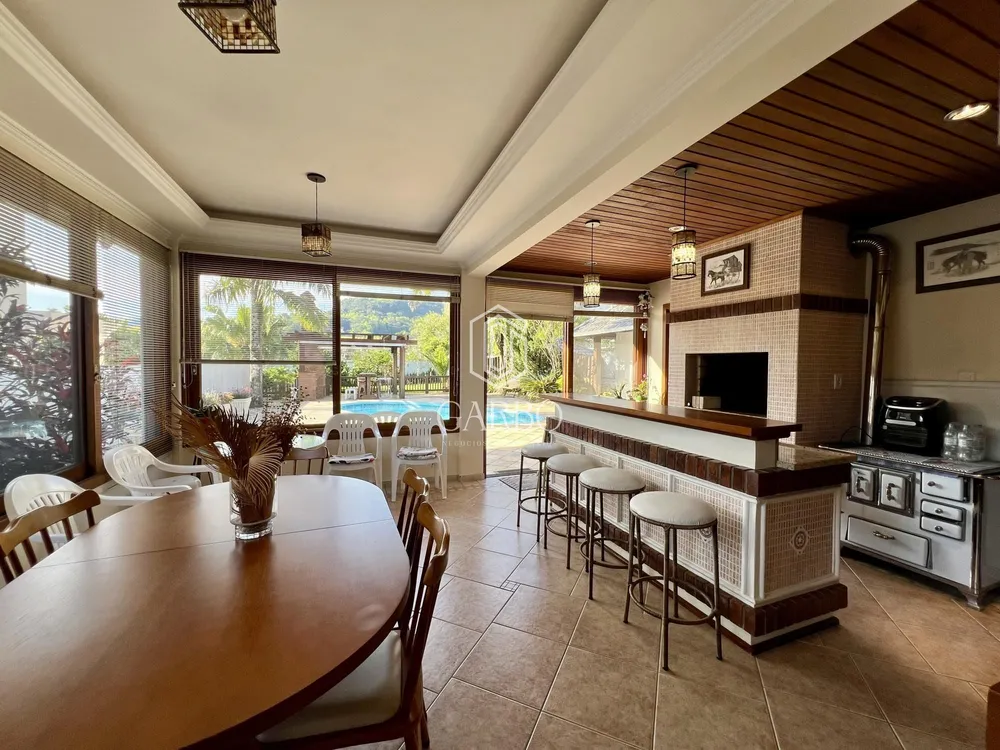 Casa, 2 quartos, 270 m² - Foto 4