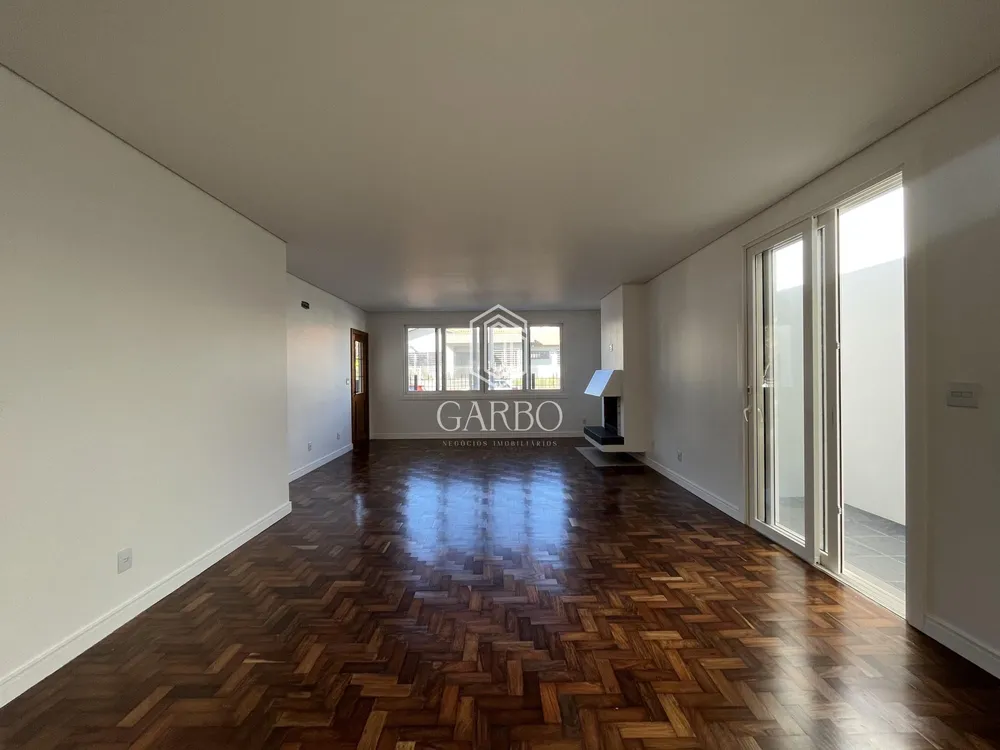 Casa, 3 quartos, 310 m² - Foto 2