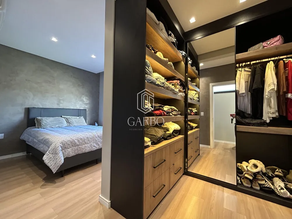 Casa, 3 quartos, 192 m² - Foto 1