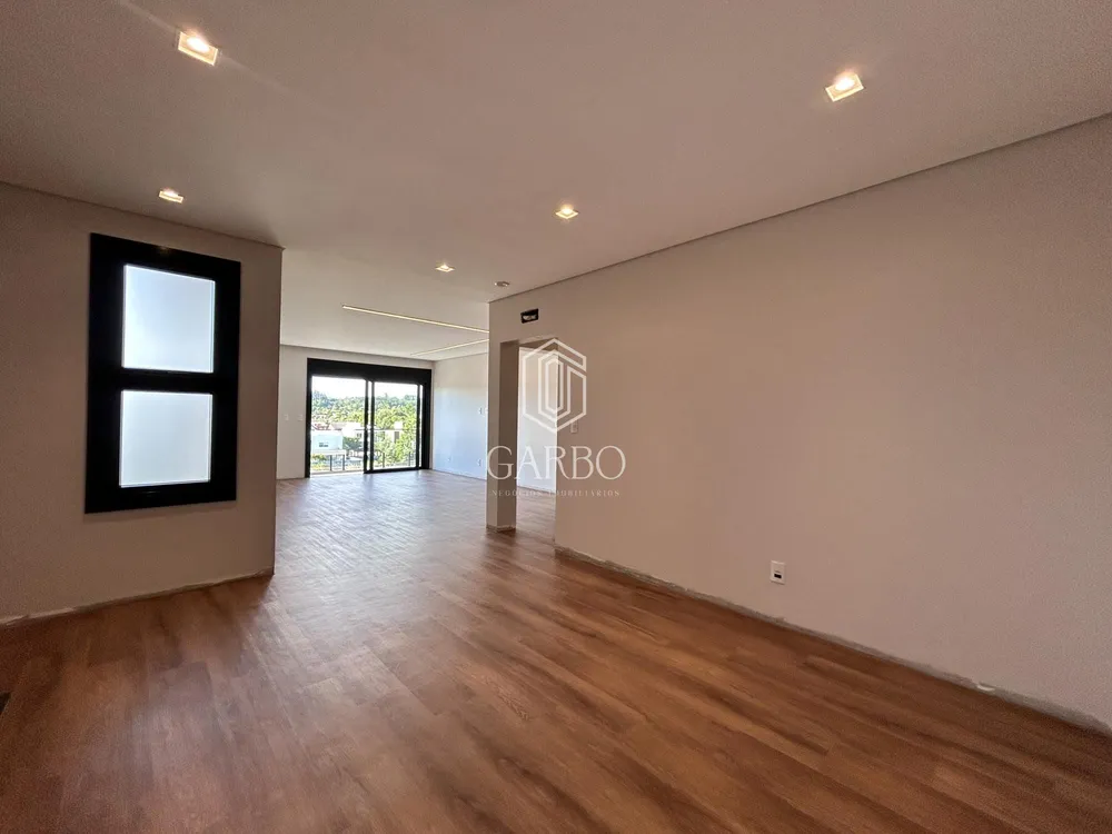 Casa, 4 quartos, 310 m² - Foto 1