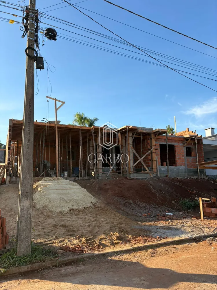 Casa, 4 quartos, 226 m² - Foto 2