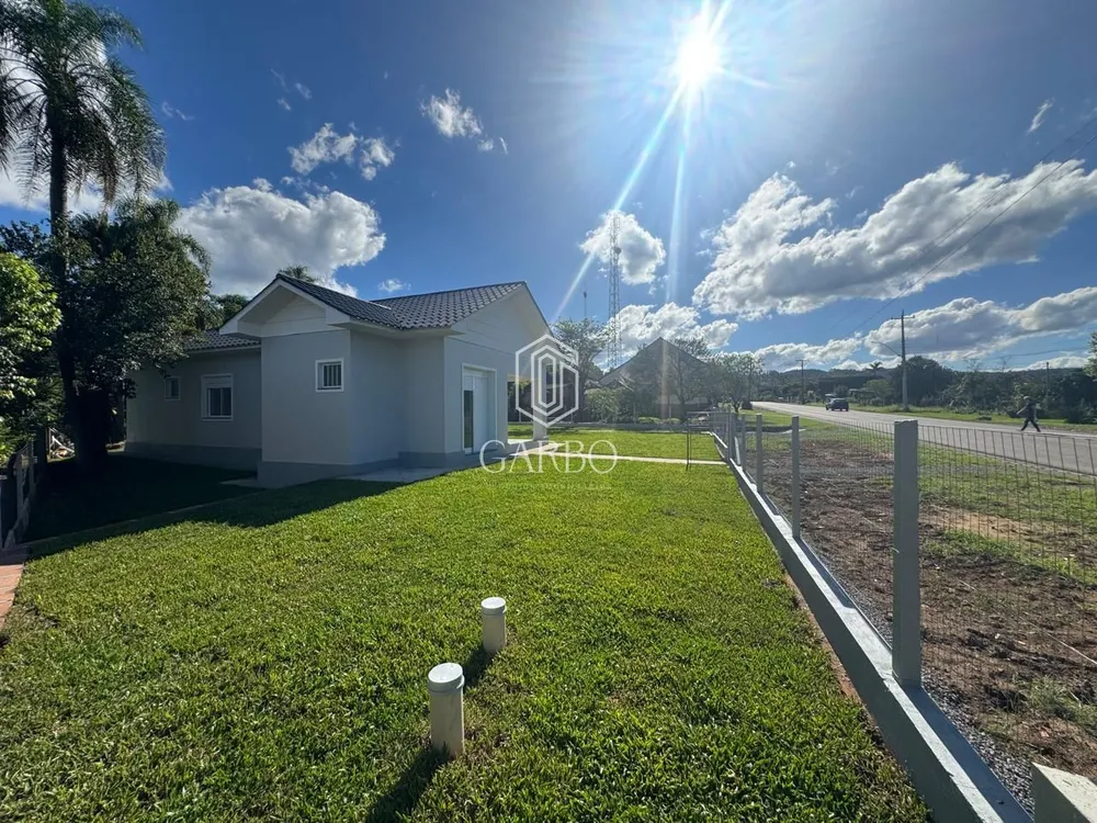 Chácara, 3 quartos, 3280 m² - Foto 1