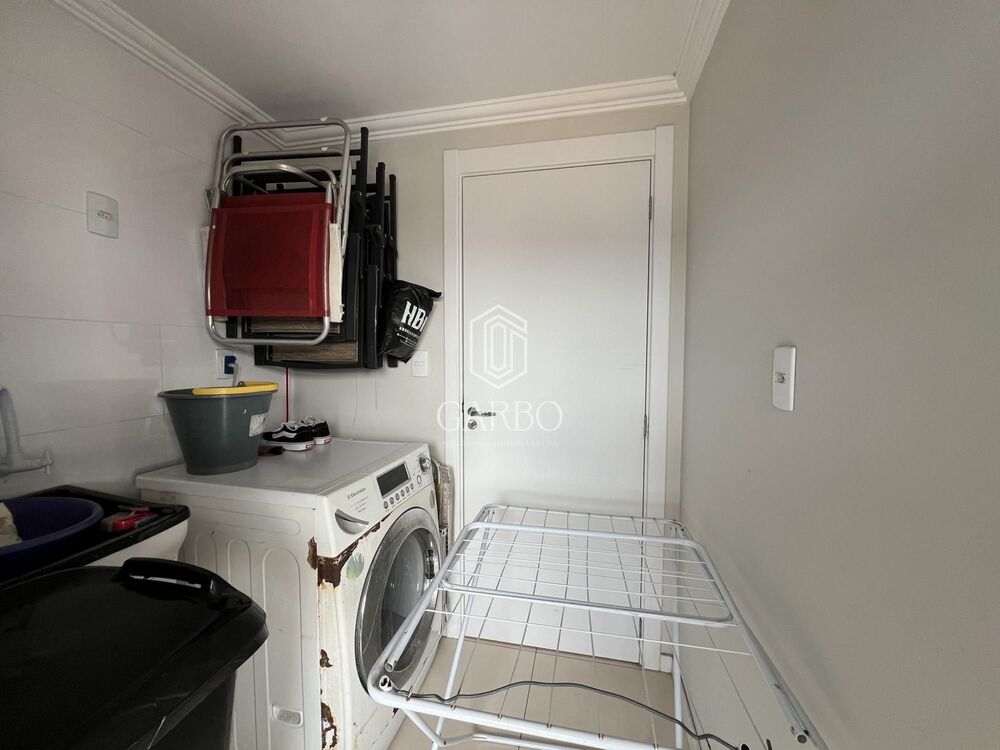 Apartamento à venda com 2 quartos, 90m² - Foto 4