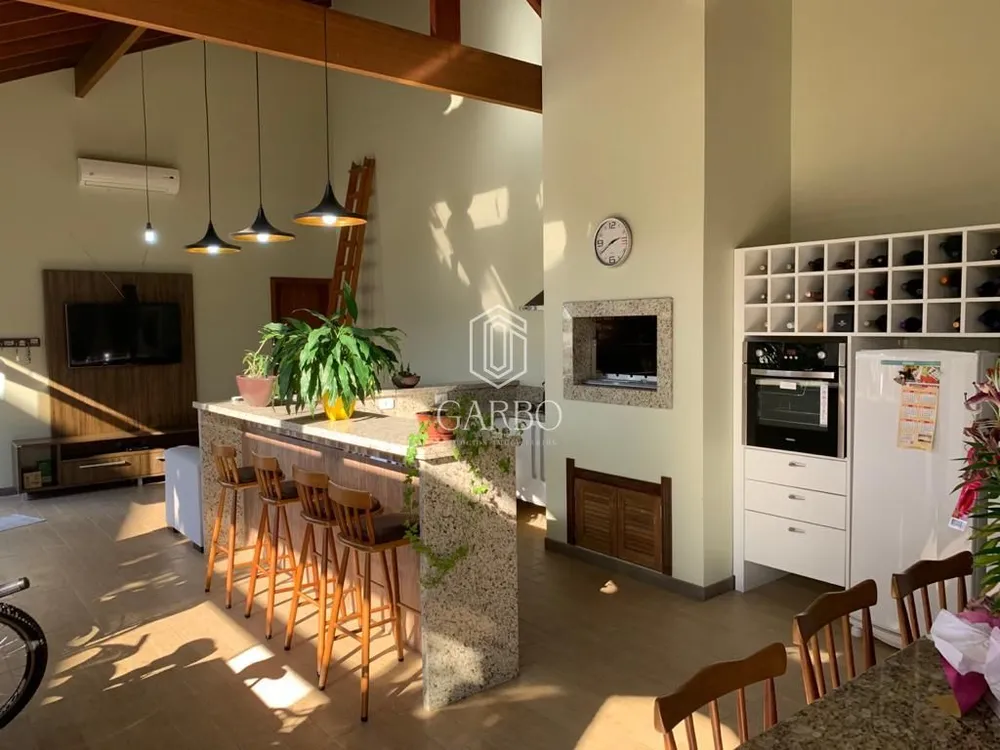 Casa, 5 quartos, 496 m² - Foto 1