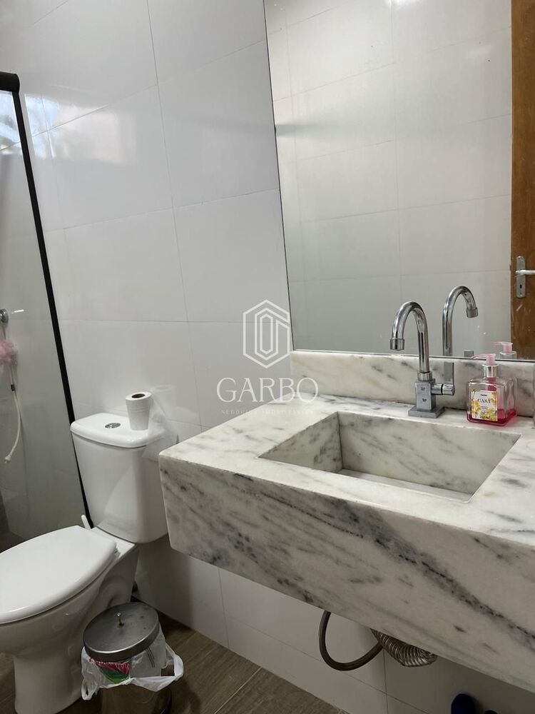 Casa à venda com 2 quartos, 108m² - Foto 11