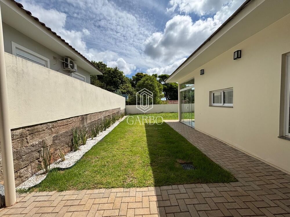 Casa à venda com 3 quartos, 110m² - Foto 16