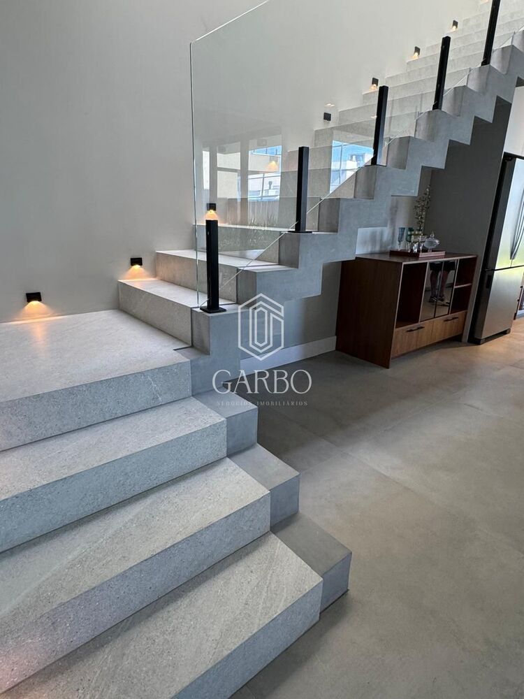 Casa à venda com 4 quartos, 251m² - Foto 11