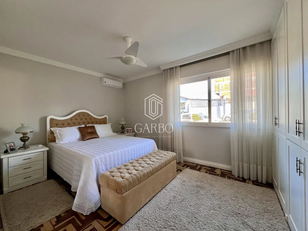 Casa, 3 quartos, 284 m² - Foto 2