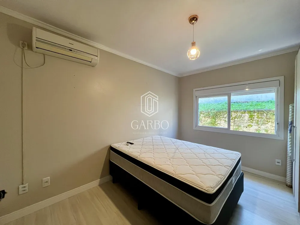 Casa, 4 quartos, 256 m² - Foto 4