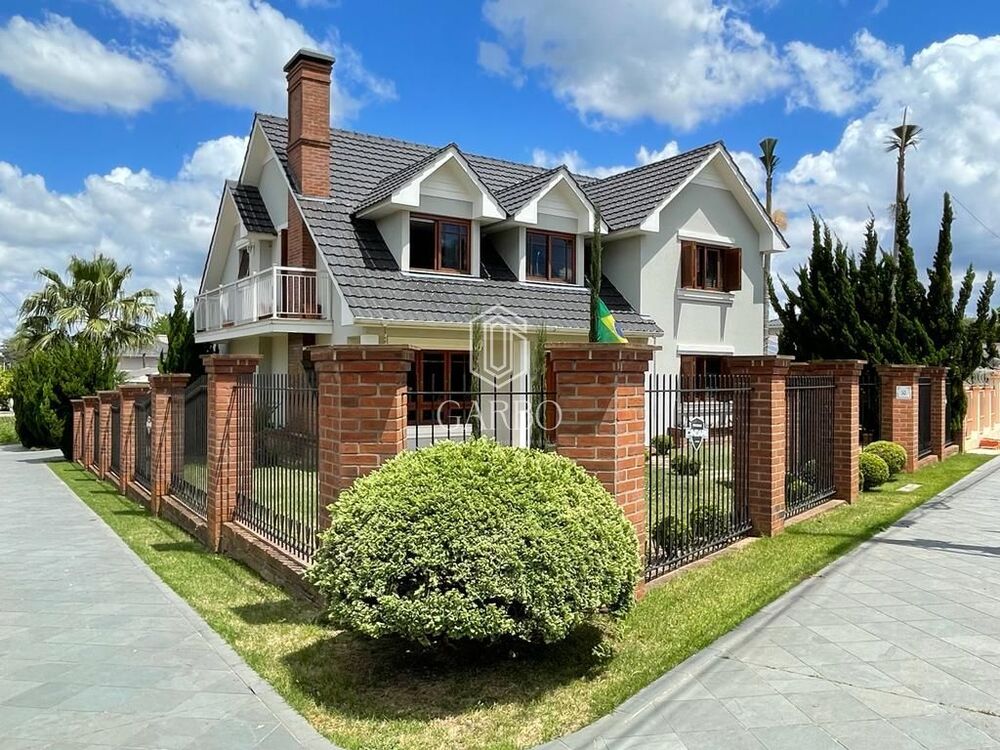 Casa, 3 quartos, 268 m² - Foto 1