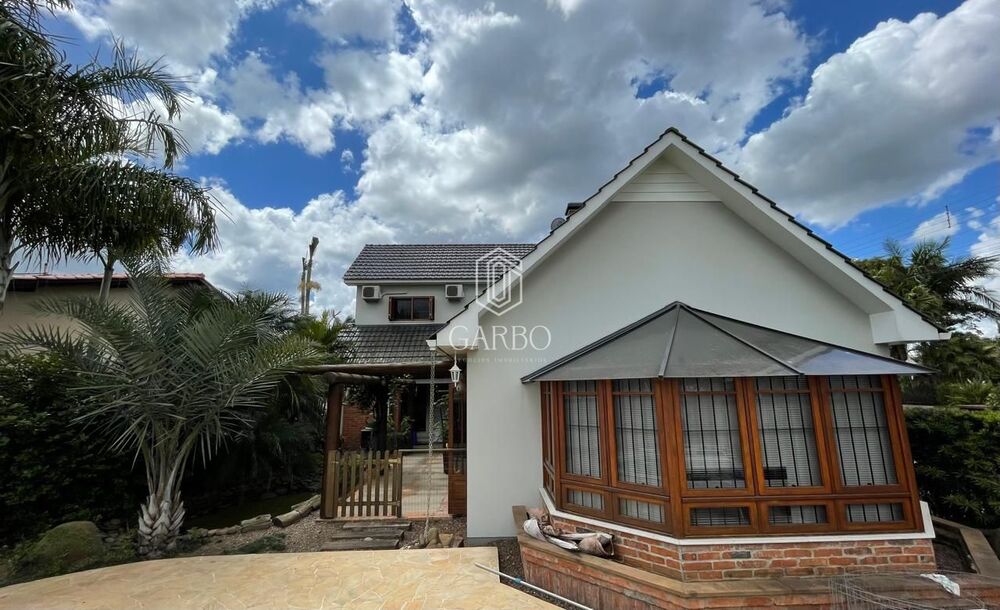 Casa, 3 quartos, 268 m² - Foto 2