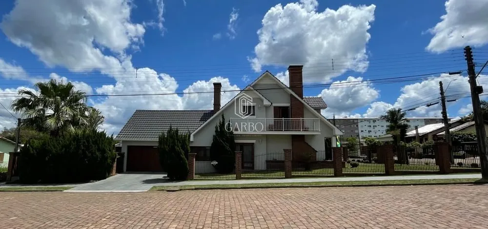 Casa, 3 quartos, 268 m² - Foto 1