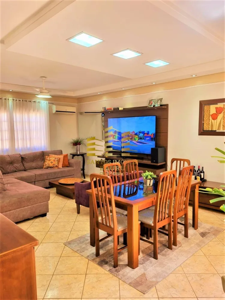 Casa, 3 quartos, 170 m² - Foto 2