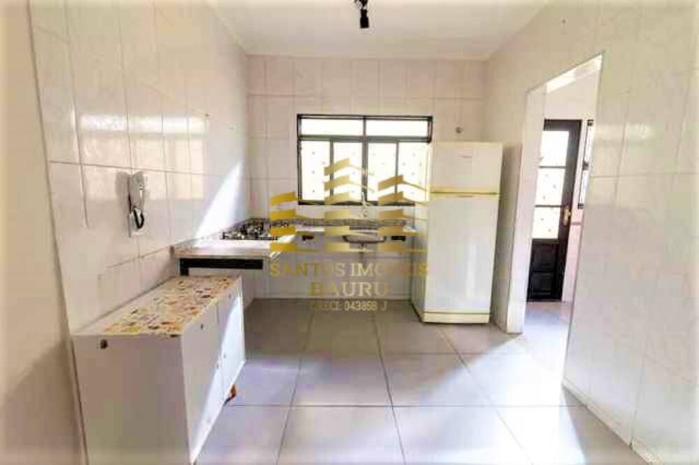 Casa à venda com 3 quartos, 138m² - Foto 3