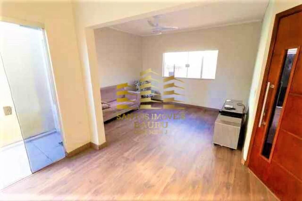 Casa à venda com 3 quartos, 138m² - Foto 1