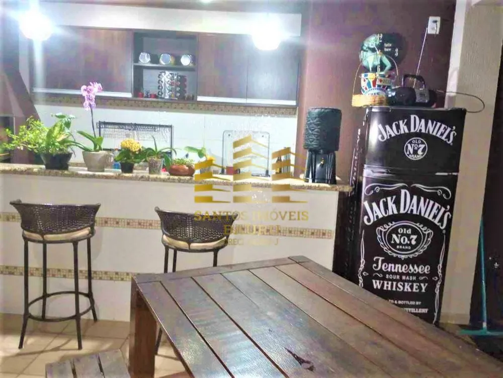 Casa, 3 quartos, 240 m² - Foto 2
