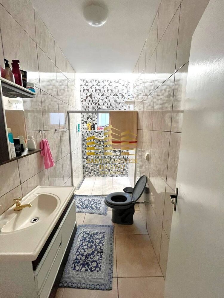 Casa à venda com 2 quartos, 120m² - Foto 2