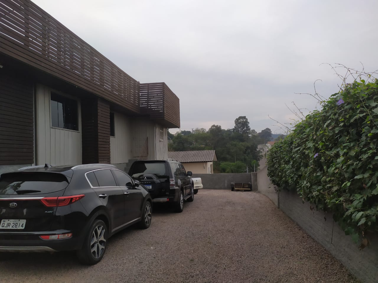 Casa Comercial à venda com 3 quartos, 75m² - Foto 2