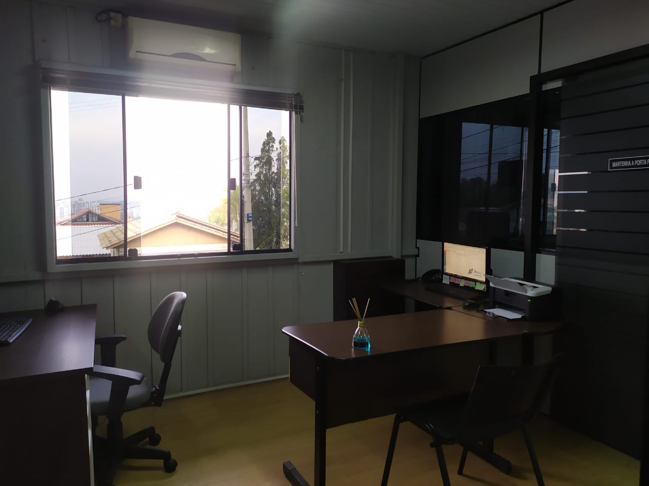 Casa Comercial à venda com 3 quartos, 75m² - Foto 10