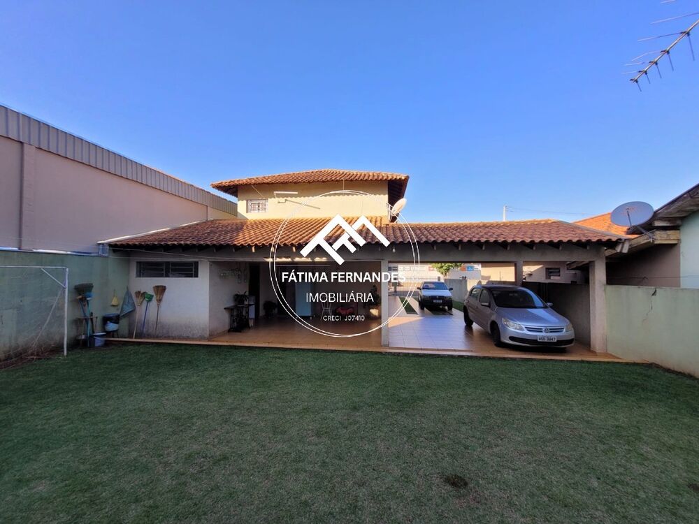 Casa à venda com 3 quartos - Foto 1