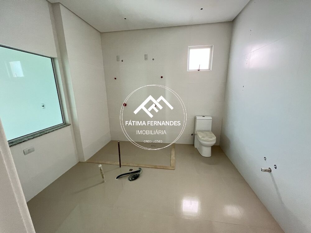Apartamento, 4 quartos, 240 m² - Foto 1