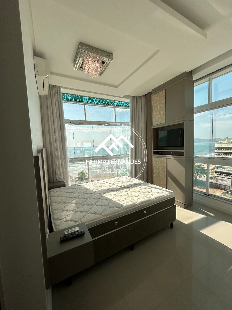 Apartamento à venda com 3 quartos, 131m² - Foto 5
