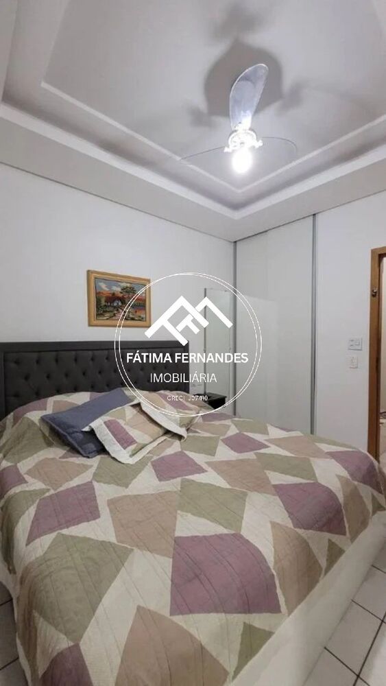 Casa à venda com 3 quartos, 272m² - Foto 16