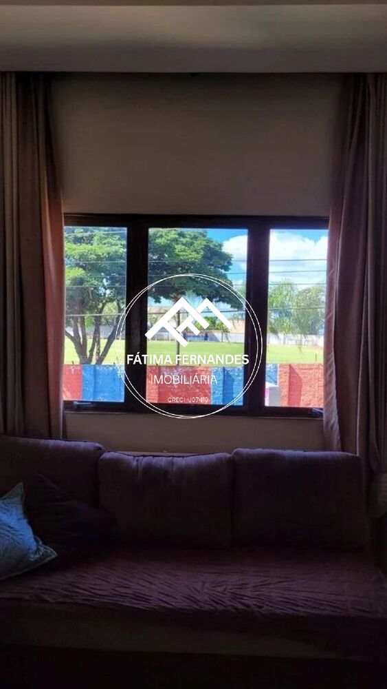 Casa à venda com 3 quartos, 272m² - Foto 14