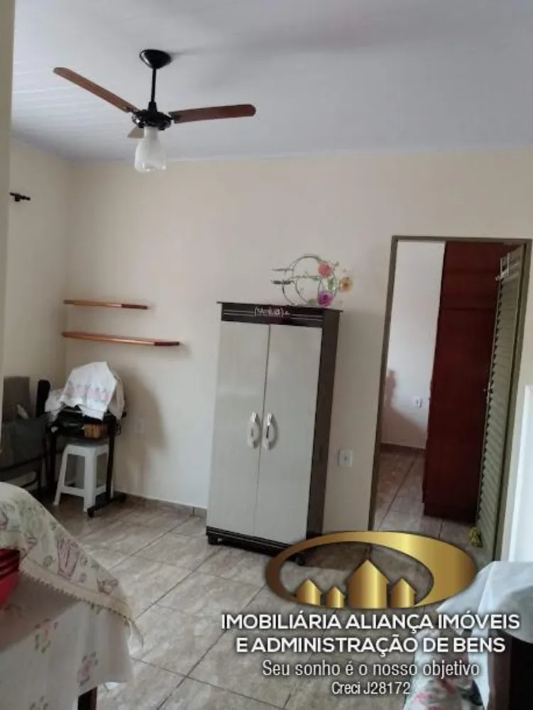Casa, 3 quartos, 200 m² - Foto 1
