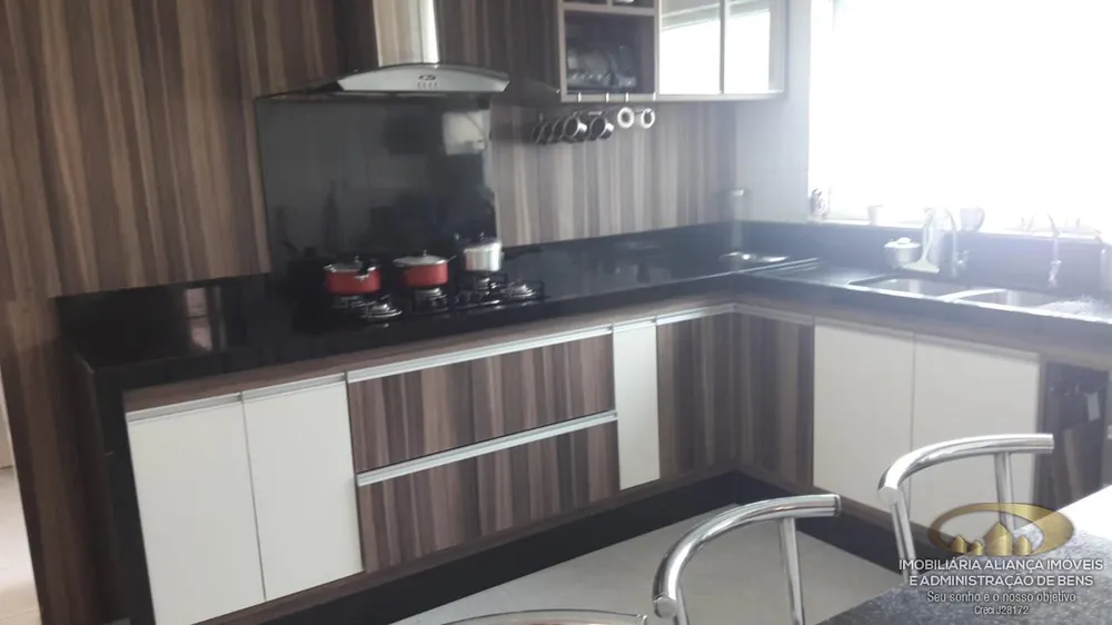 Casa, 234 m² - Foto 2