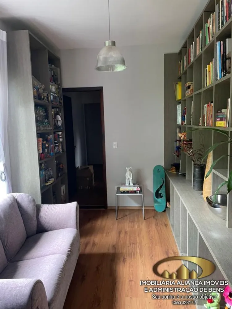 Casa, 3 quartos, 327 m² - Foto 4
