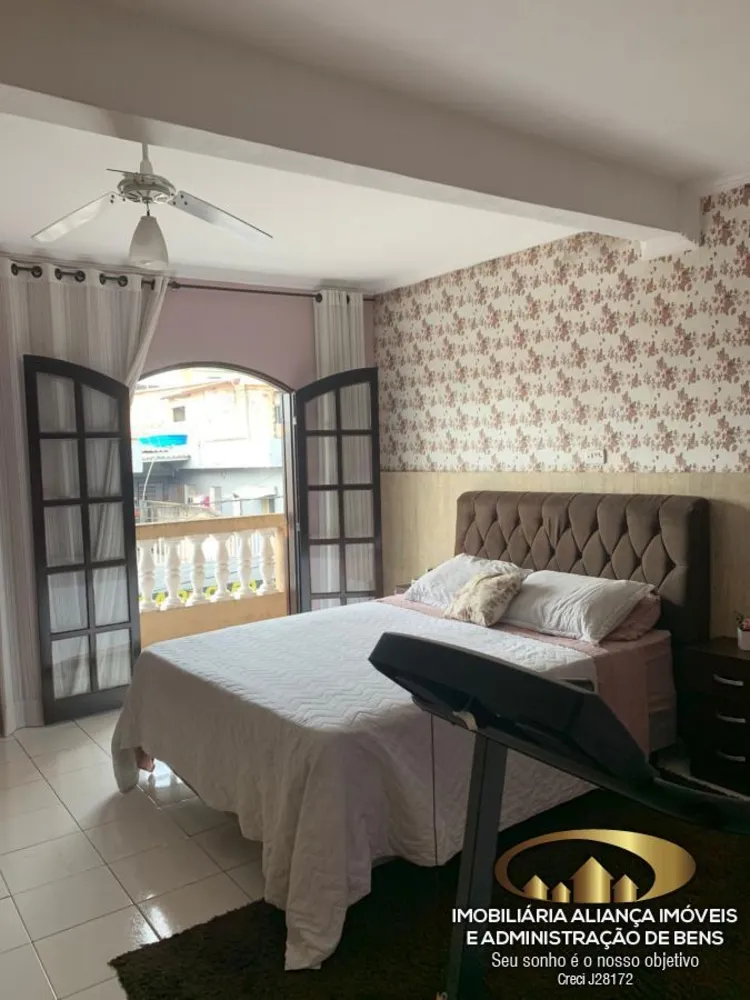 Casa, 3 quartos, 294 m² - Foto 2