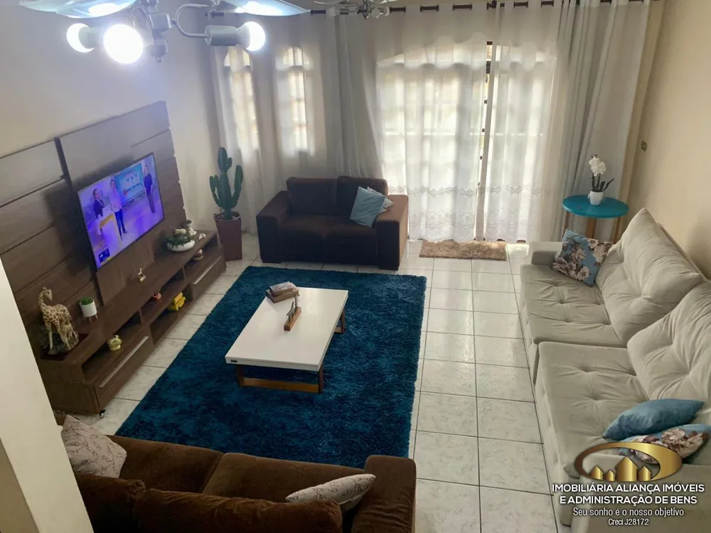 Casa, 3 quartos, 294 m² - Foto 2