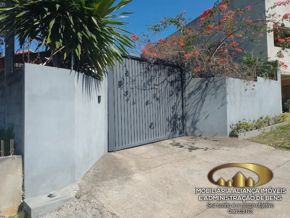 Chácara, 3 quartos, 1000 m² - Foto 1
