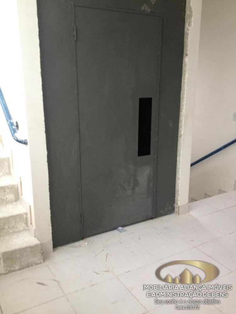 Depósito-Galpão-Armazém para alugar, 1100m² - Foto 1