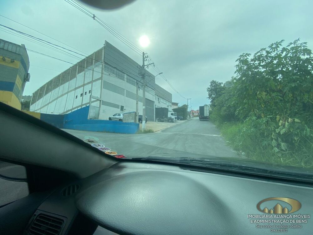 Depósito-Galpão-Armazém para alugar, 1100m² - Foto 2