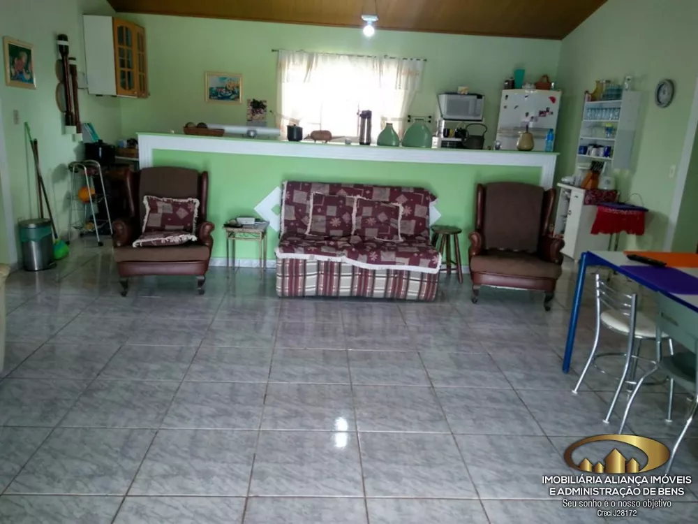 Casa de Condomínio à venda com 4 quartos, 900m² - Foto 2