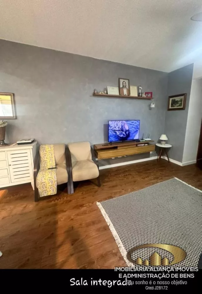 Apartamento para alugar com 3 quartos, 77m² - Foto 4